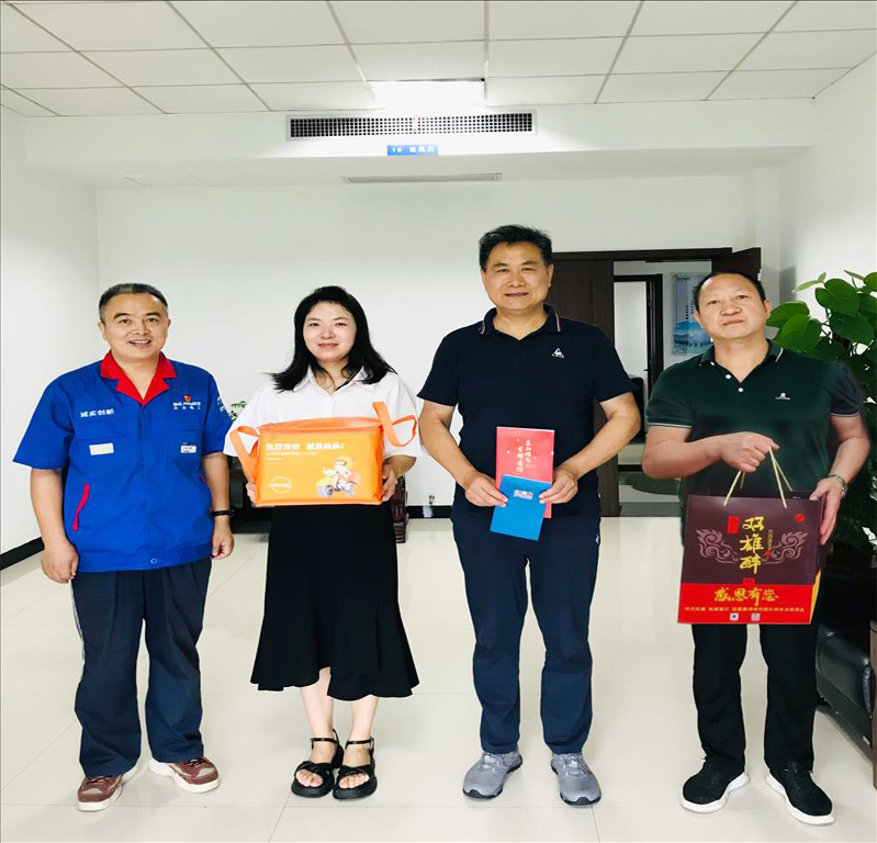 【雙雄醉贊助襄陽(yáng)企業(yè)家暖心工程系列報(bào)道】企業(yè)家余志金、鄧小紅、孫光忠、趙樂成等收到暖心生日祝福