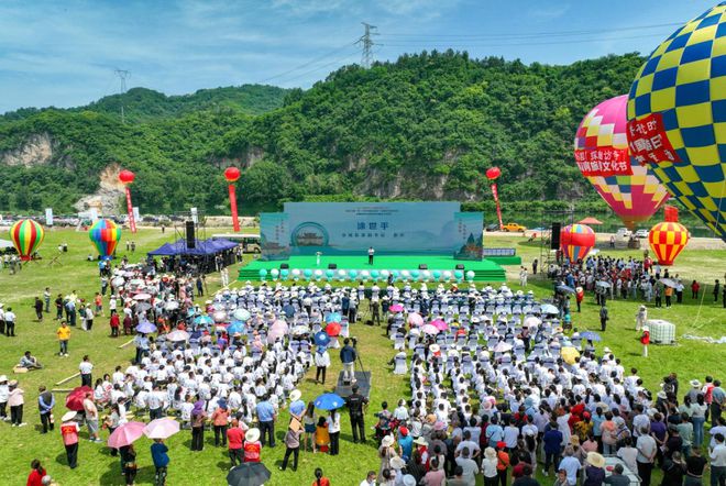 石花雙雄醉助力“5·19中國(guó)旅游日”襄陽(yáng)市主題活動(dòng)暨“五谷深情 味在谷城”農(nóng)旅博覽會(huì)